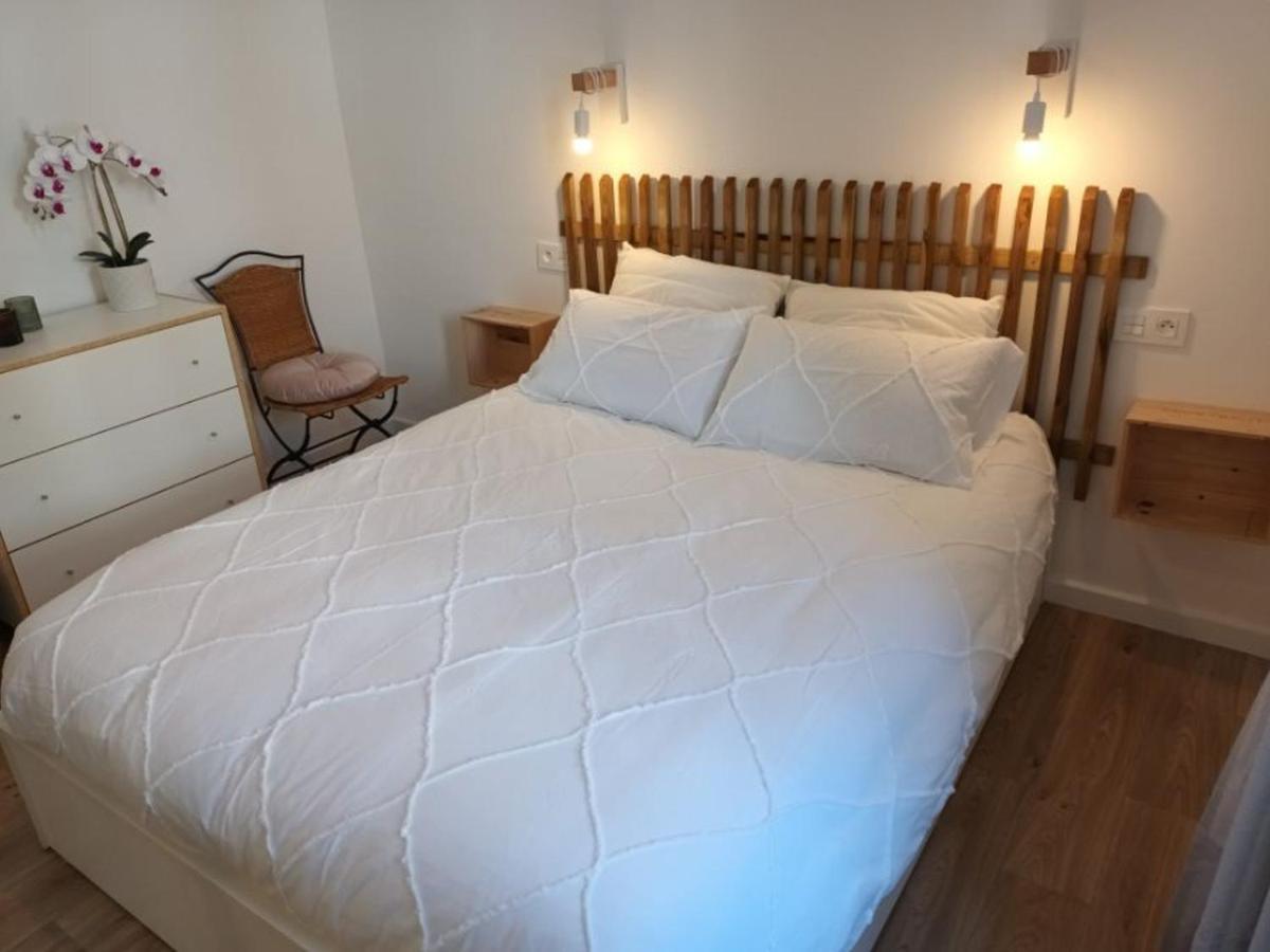 Appartement T2 Renove, Centre-Ville Hendaye, Proche Baie, Sans Ascenseur, Balcon, Calme, Wifi Non Inclus - Fr-1-239-850 Exterior photo